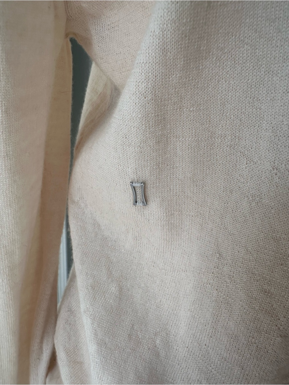 KIT & ACE 100% Merino Wool V-Neck Lightweight Sweater Beige Semi Sheer Sz Small - Picture 5 of 10